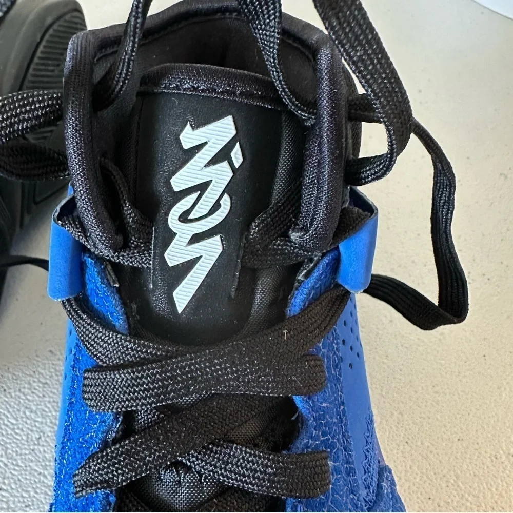 Nike Kid's Jordan Zion 2 (GS) Basketball Shoe, Hyper Royal/Blue